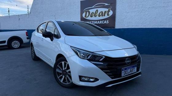 NISSAN VERSA 1.6 16V FLEX ADVANCE XTRONIC NISSAN VERSA 1.6 16V FLEX ADVANCE XTRONIC